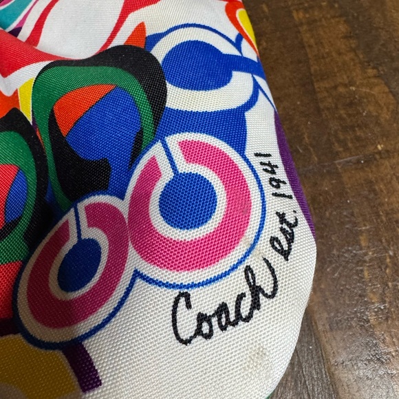 VTG Coach Poppy Vibrant MultiColored Graffiti Graphic Shoulder Bag - Picture 5 of 16